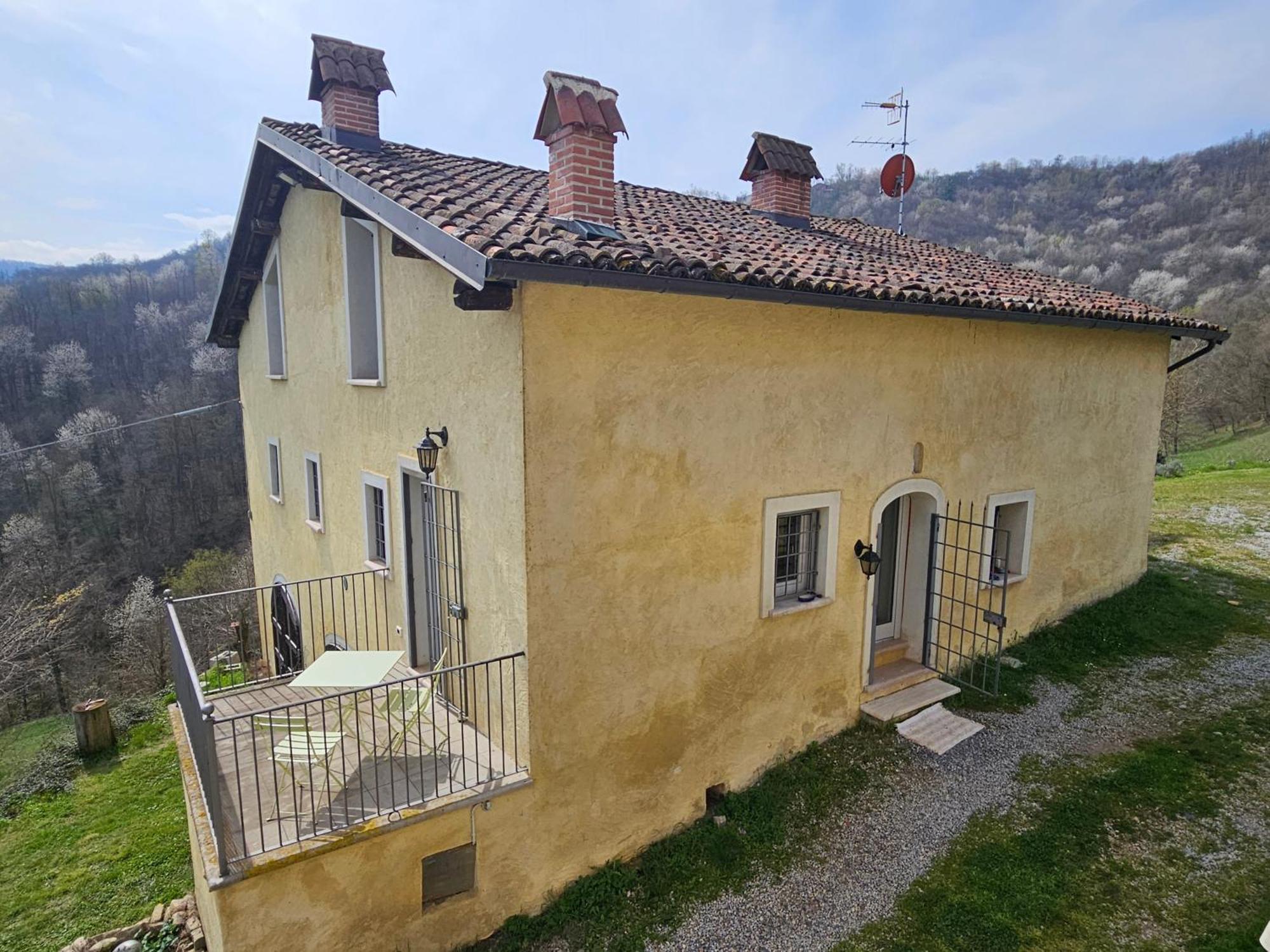 Casa Nel Verde Ca Dla Cola Mombasiglio 외부 사진